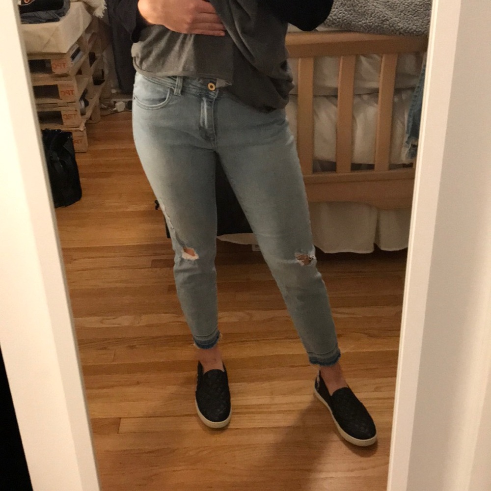 Freyed Bottom Light Wash Jeans